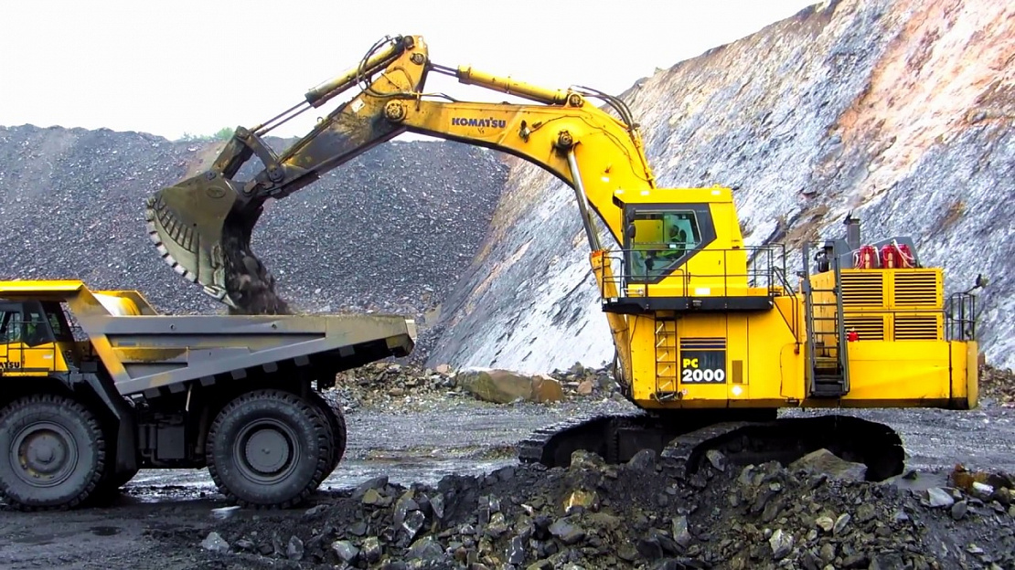 Новый Komatsu PC2000-8 на разрезе «Черногорский» от ООО "Сумитек Интернейшнл"